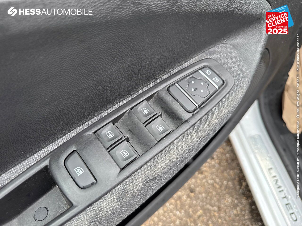 Véhicule d'occasion RENAULT ZOE E-TECH LIMITED CHARGE NORMALE R110 ACHAT INTEGRAL chez Renault Strasbourg