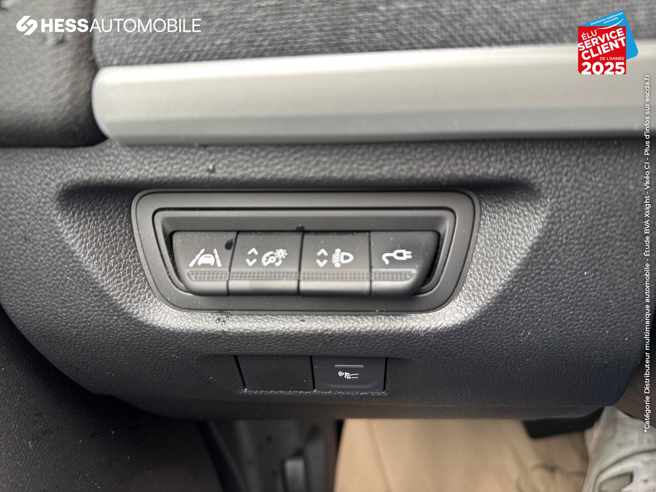 Véhicule d'occasion RENAULT ZOE E-TECH LIMITED CHARGE NORMALE R110 ACHAT INTEGRAL chez Renault Strasbourg