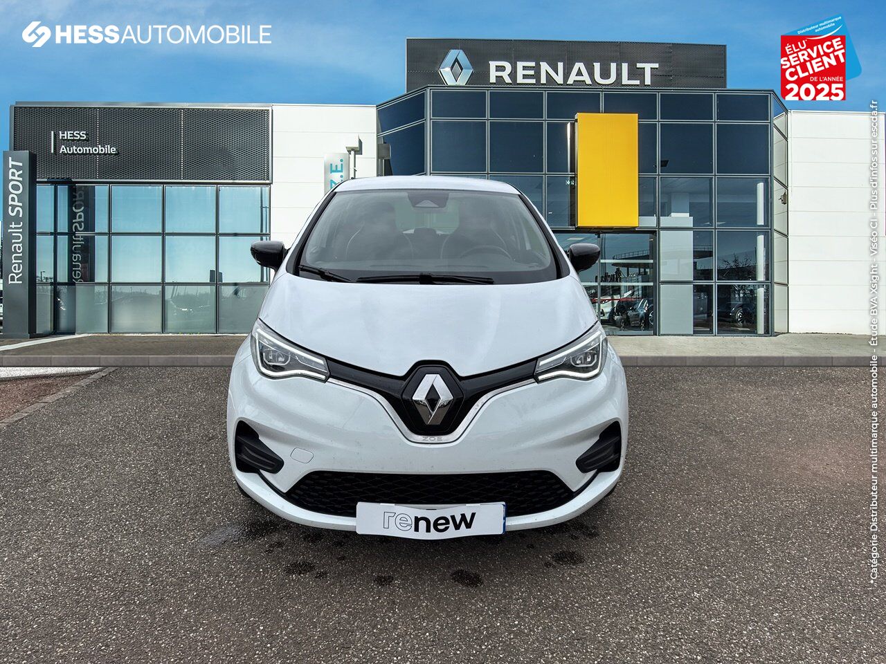 Véhicule d'occasion RENAULT ZOE E-TECH LIMITED CHARGE NORMALE R110 ACHAT INTEGRAL chez Renault Strasbourg