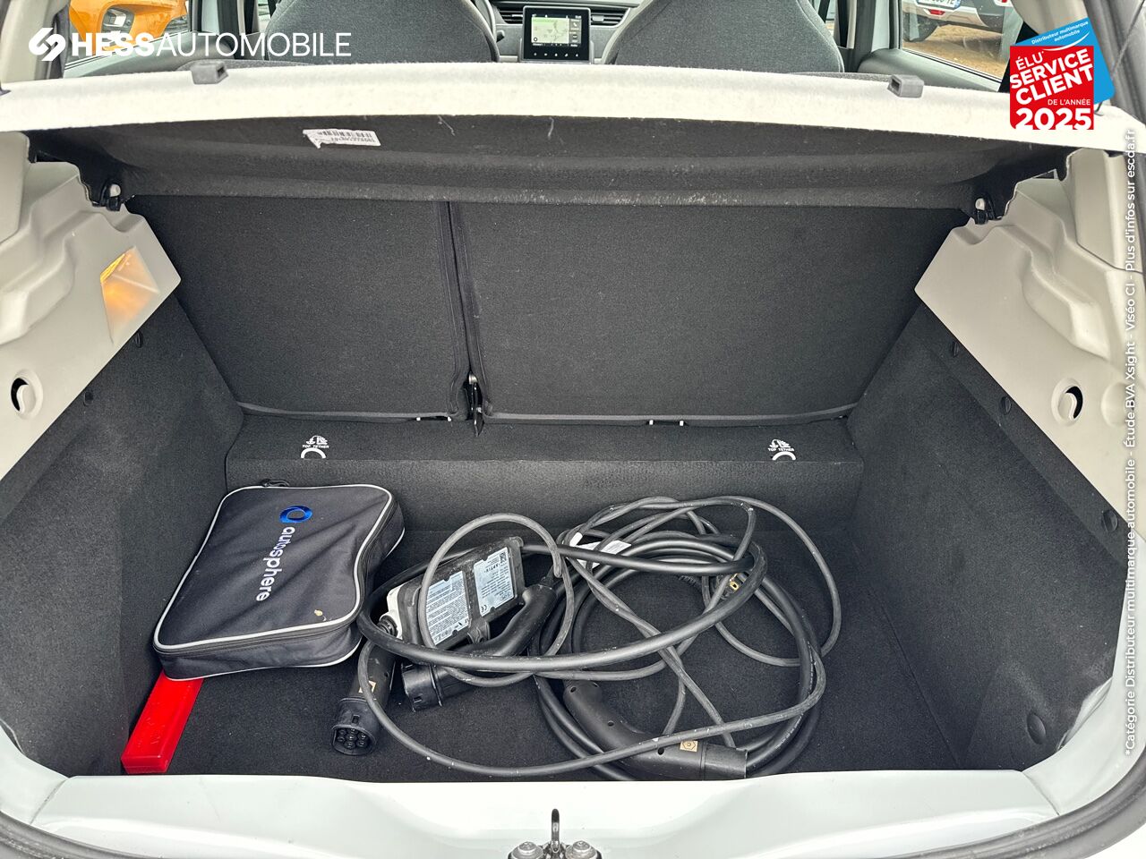Véhicule d'occasion RENAULT ZOE E-TECH LIMITED CHARGE NORMALE R110 ACHAT INTEGRAL chez Renault Strasbourg
