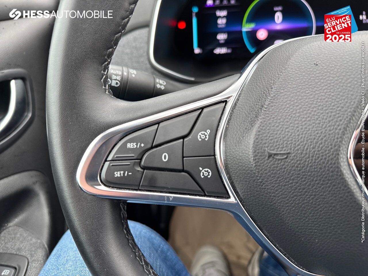 Véhicule d'occasion RENAULT ZOE E-TECH LIMITED CHARGE NORMALE R110 ACHAT INTEGRAL chez Renault Strasbourg