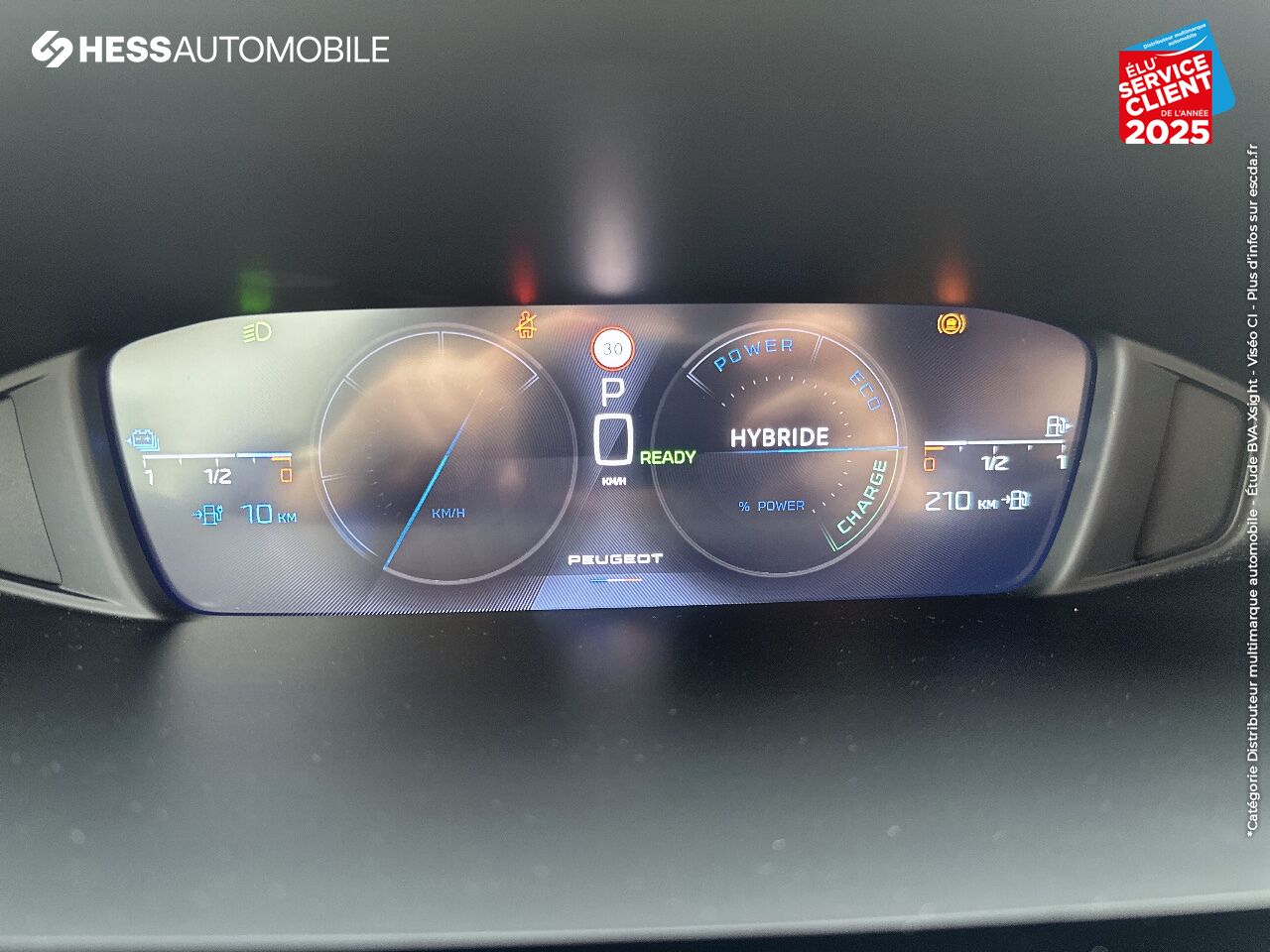 Véhicule d'occasion PEUGEOT 308 PHEV 180CH ALLURE E-EAT8 chez Renault Saint-Louis