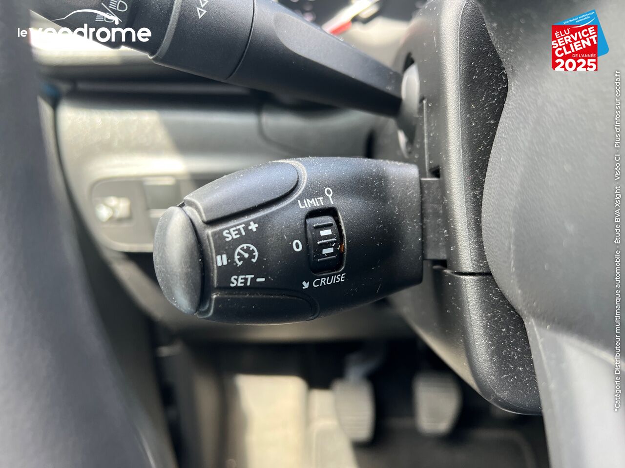 Véhicule d'occasion CITROEN C3 BLUEHDI 100CH FEEL SS chez Le Veodrome