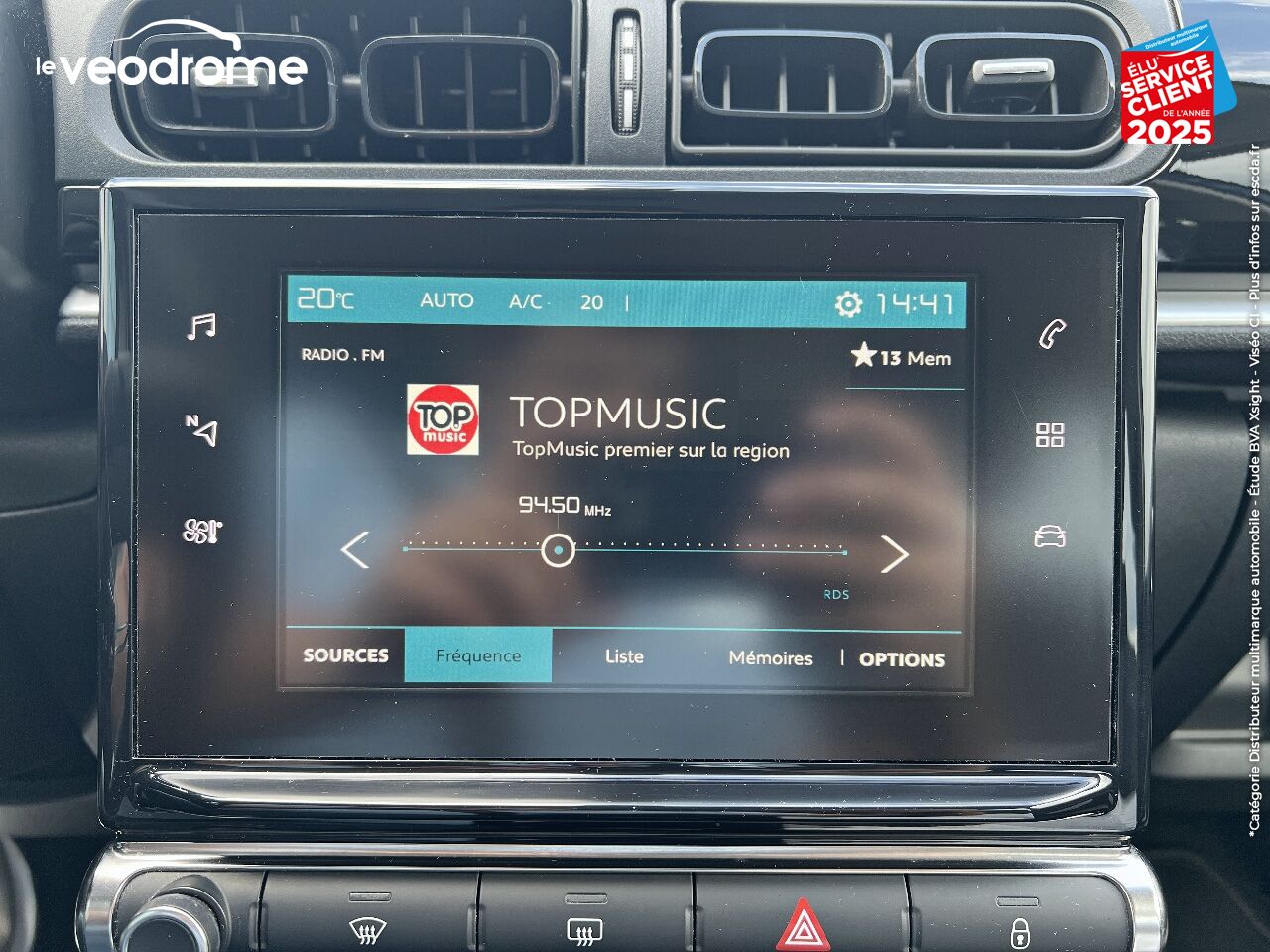 Véhicule d'occasion CITROEN C3 BLUEHDI 100CH FEEL SS chez Le Veodrome
