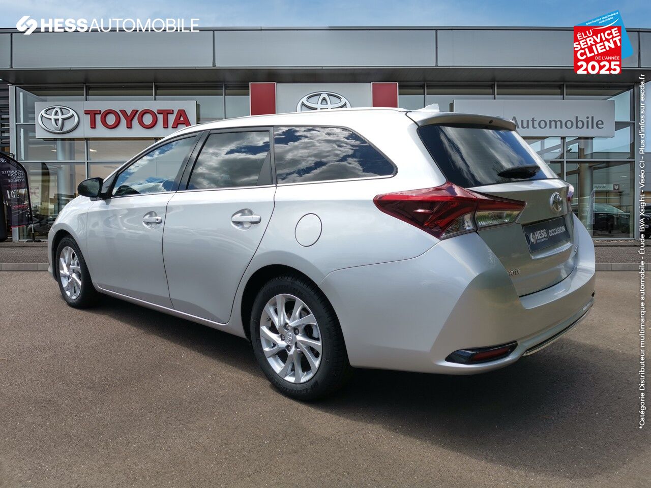 Véhicule d'occasion TOYOTA AURIS TOURING SPORTS 112 D-4D DYNAMIC GPS CAMERA chez Toyota Belfort