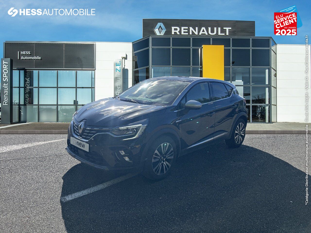 Véhicule d'occasion RENAULT CAPTUR 1.6 E-TECH PLUG-IN 160CH INITIALE PARIS TPANO SIEGES CHAUF/CUIR GPS CAMERA chez Renault Saint-Louis