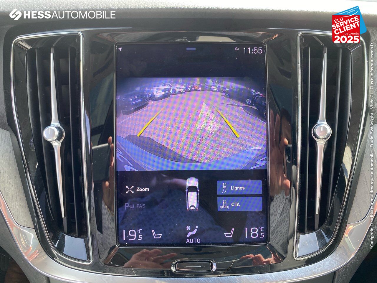 Véhicule d'occasion VOLVO V60 CROSS COUNTRY D4 AWD 190CH PRO GEARTRONIC chez Volvo Reims