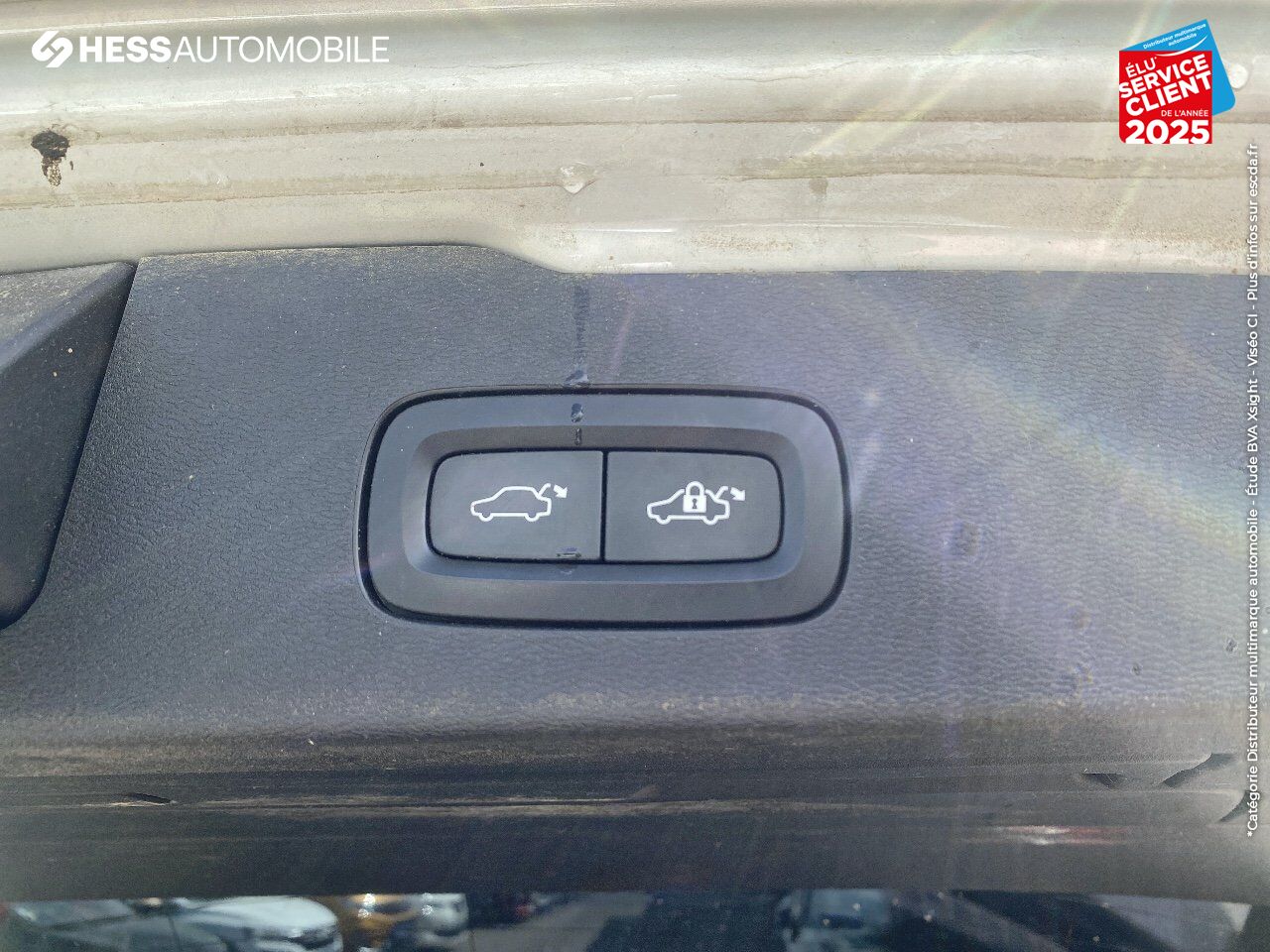 Véhicule d'occasion VOLVO V60 CROSS COUNTRY D4 AWD 190CH PRO GEARTRONIC chez Volvo Reims