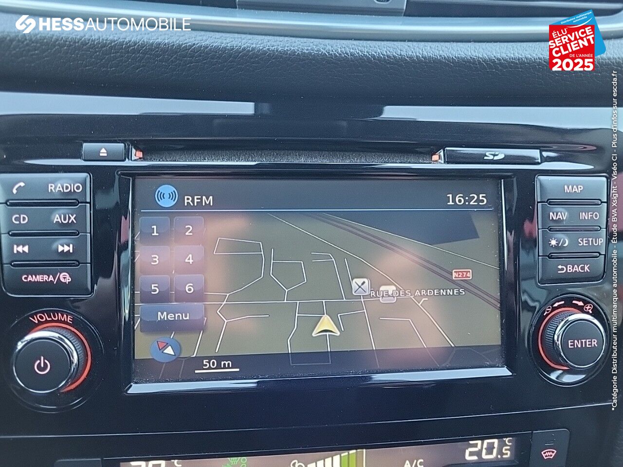 Véhicule d'occasion NISSAN QASHQAI 1.5 DCI 110CH TEKNA chez Nissan Dijon