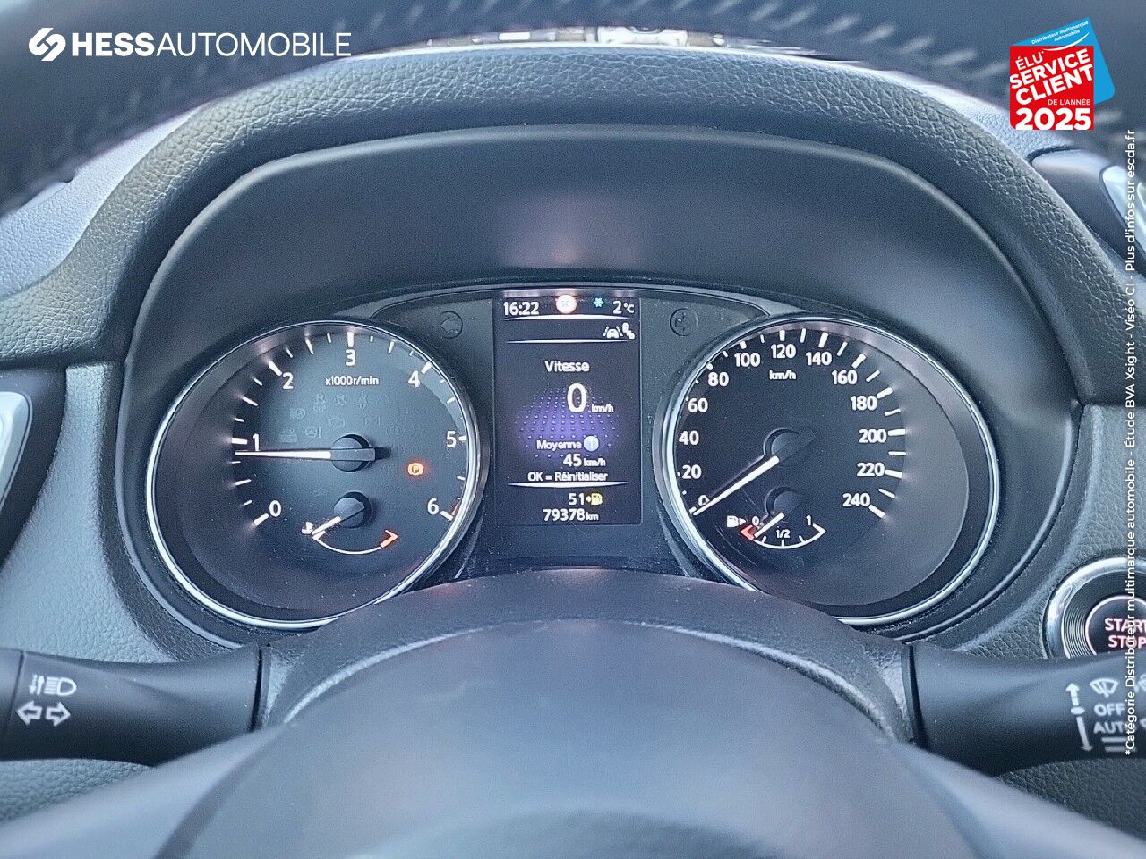 Véhicule d'occasion NISSAN QASHQAI 1.5 DCI 110CH TEKNA chez Nissan Dijon