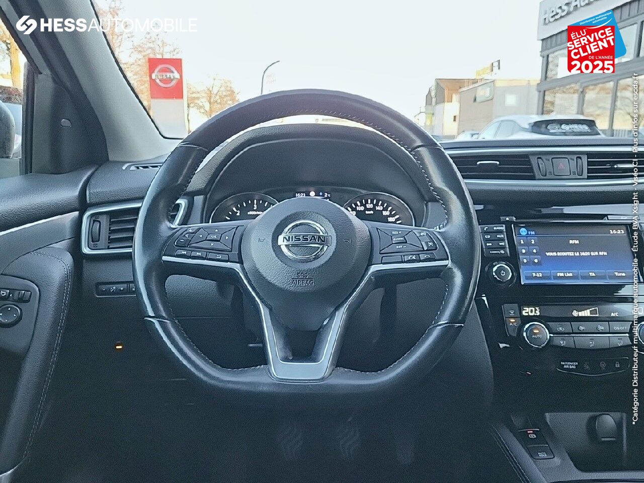 Véhicule d'occasion NISSAN QASHQAI 1.5 DCI 110CH TEKNA chez Nissan Dijon