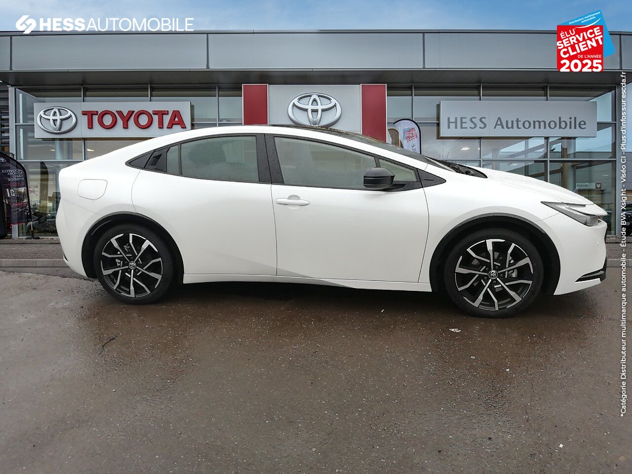 Véhicule d'occasion TOYOTA PRIUS RECHARGEABLE 2.0 HYBRIDE RECHARGEABLE 223CH DESIGN chez Toyota Thionville