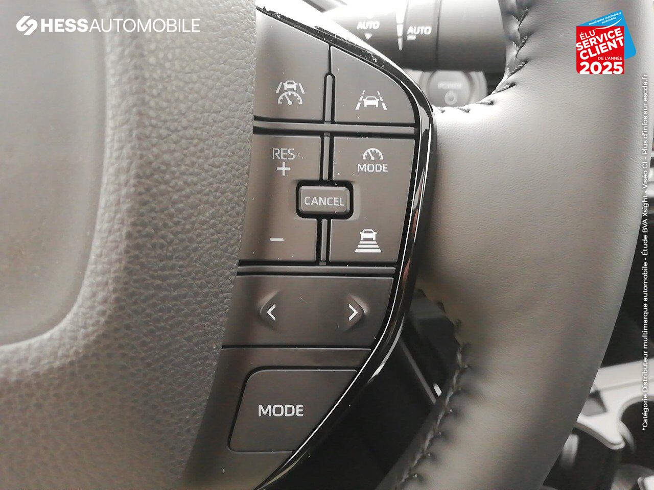 Véhicule d'occasion TOYOTA PRIUS RECHARGEABLE 2.0 HYBRIDE RECHARGEABLE 223CH DESIGN chez Toyota Thionville