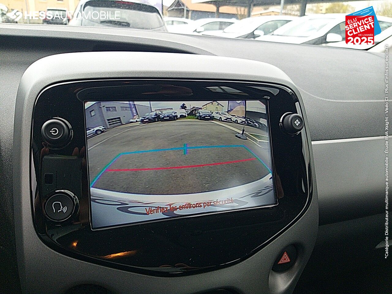 Véhicule d'occasion TOYOTA AYGO 1.0 VVT-I 72CH X-PLAY 5P MY19 CAMERA KIT MAINS-LIBRES BLUETOOTH chez Toyota Metz