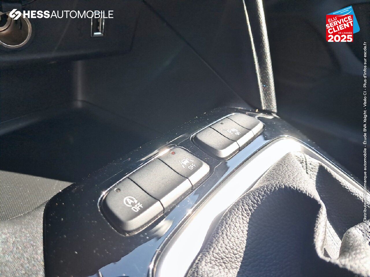 Véhicule d'occasion OPEL CORSA 1.2 TURBO 100CH EDITION chez Renault Saint-Louis