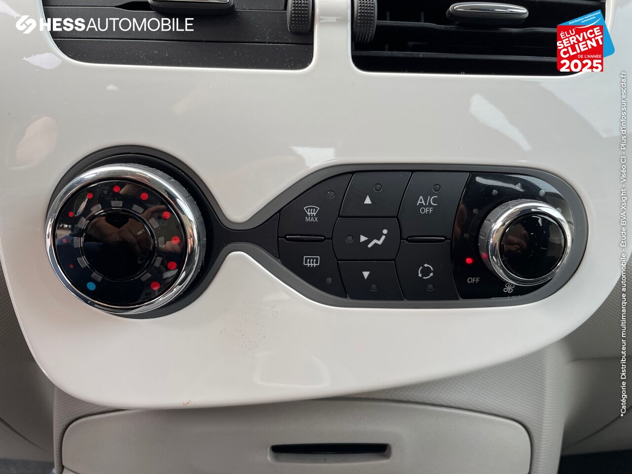 Véhicule d'occasion RENAULT ZOE LIFE CHARGE NORMALE R90 MY19 chez Renault Colmar