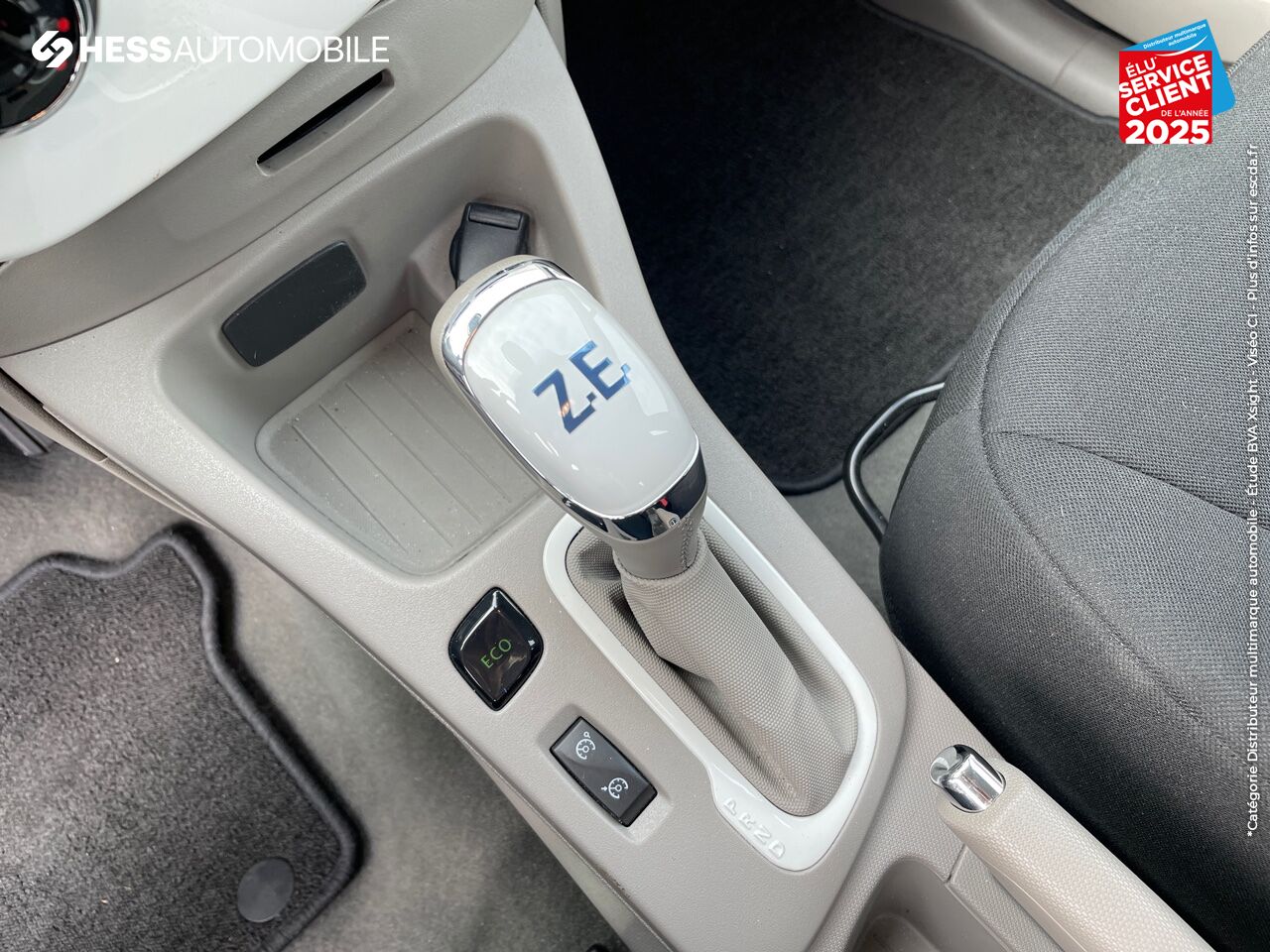 Véhicule d'occasion RENAULT ZOE LIFE CHARGE NORMALE R90 MY19 chez Renault Colmar