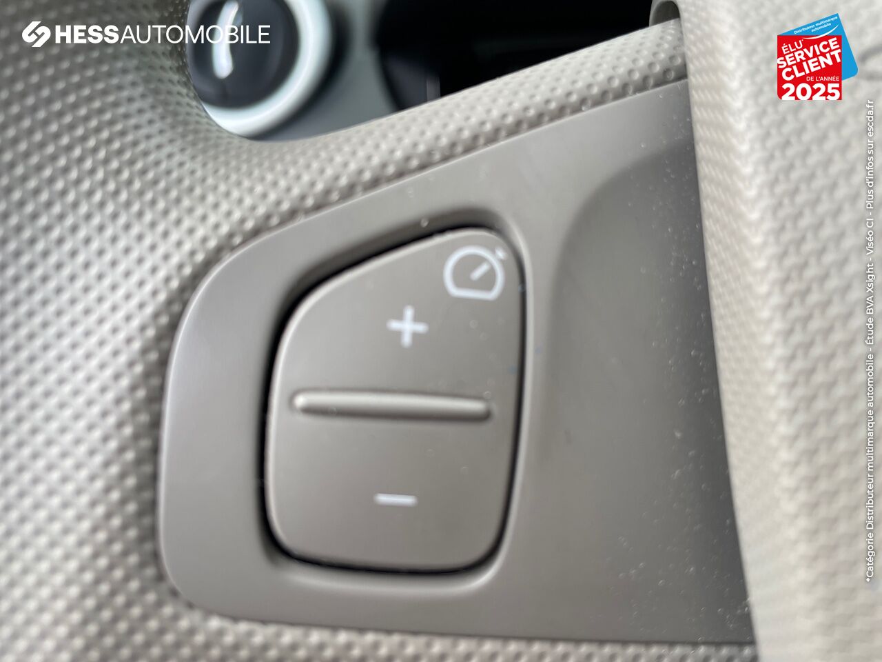Véhicule d'occasion RENAULT ZOE LIFE CHARGE NORMALE R90 MY19 chez Renault Colmar