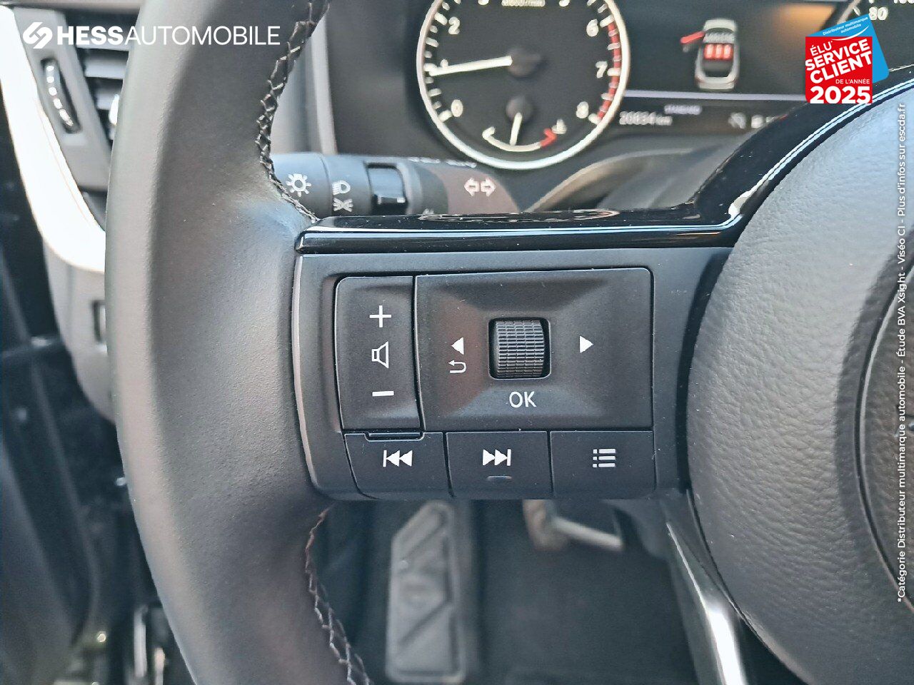 Véhicule d'occasion NISSAN QASHQAI 1.3 MILD HYBRID 140CH BUSINESS EDITION 2022 CAMERA chez Nissan Qashqai occasion