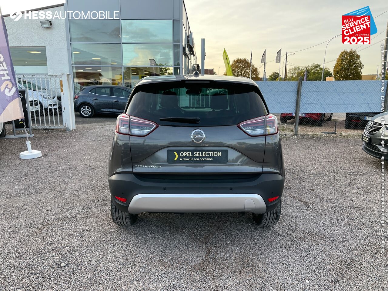 Véhicule d'occasion OPEL CROSSLAND X 1.5 D 120CH ELEGANCE BVA LED APPLE CARPLAY RADAR AR chez Opel Beaune