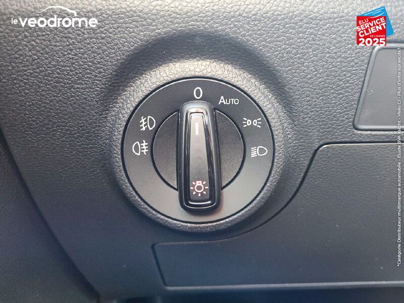 Véhicule d'occasion SEAT ARONA 1.0 TSI 110CH FR DSG7 CAMERA GPS RADAR AV/AR APPLE CARPLAY/ANDROID AUTO chez Le Veodrome