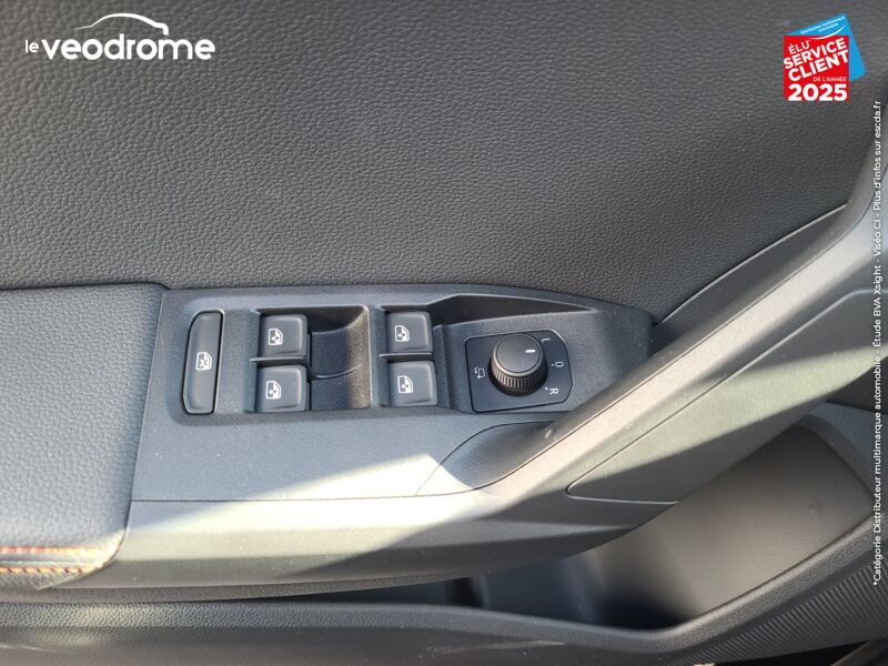 Véhicule d'occasion SEAT ARONA 1.0 TSI 110CH FR DSG7 CAMERA GPS RADAR AV/AR APPLE CARPLAY/ANDROID AUTO chez Le Veodrome