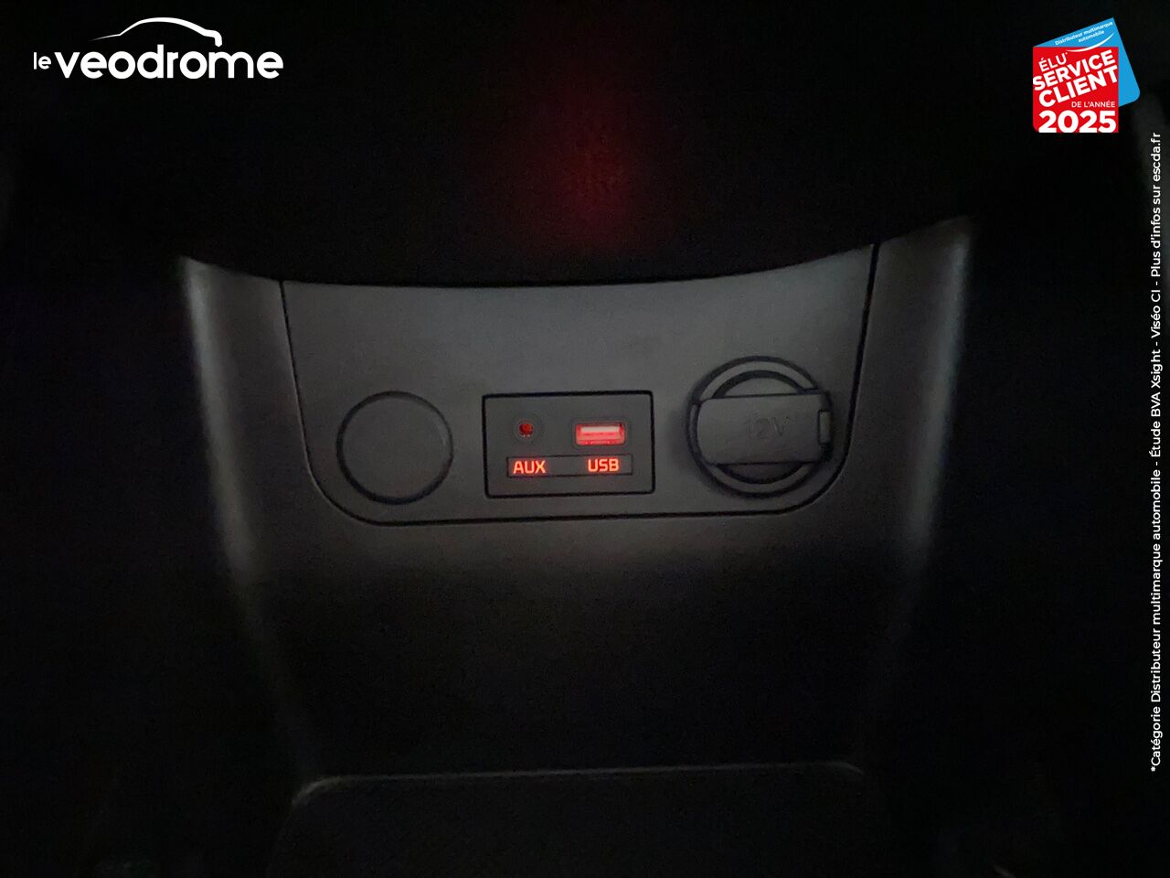 Véhicule d'occasion KIA PICANTO 1.0 66CH ACTIVE 5P KIT MAINS-LIBRES CLIM USB BLUETOOTH chez Le Veodrome