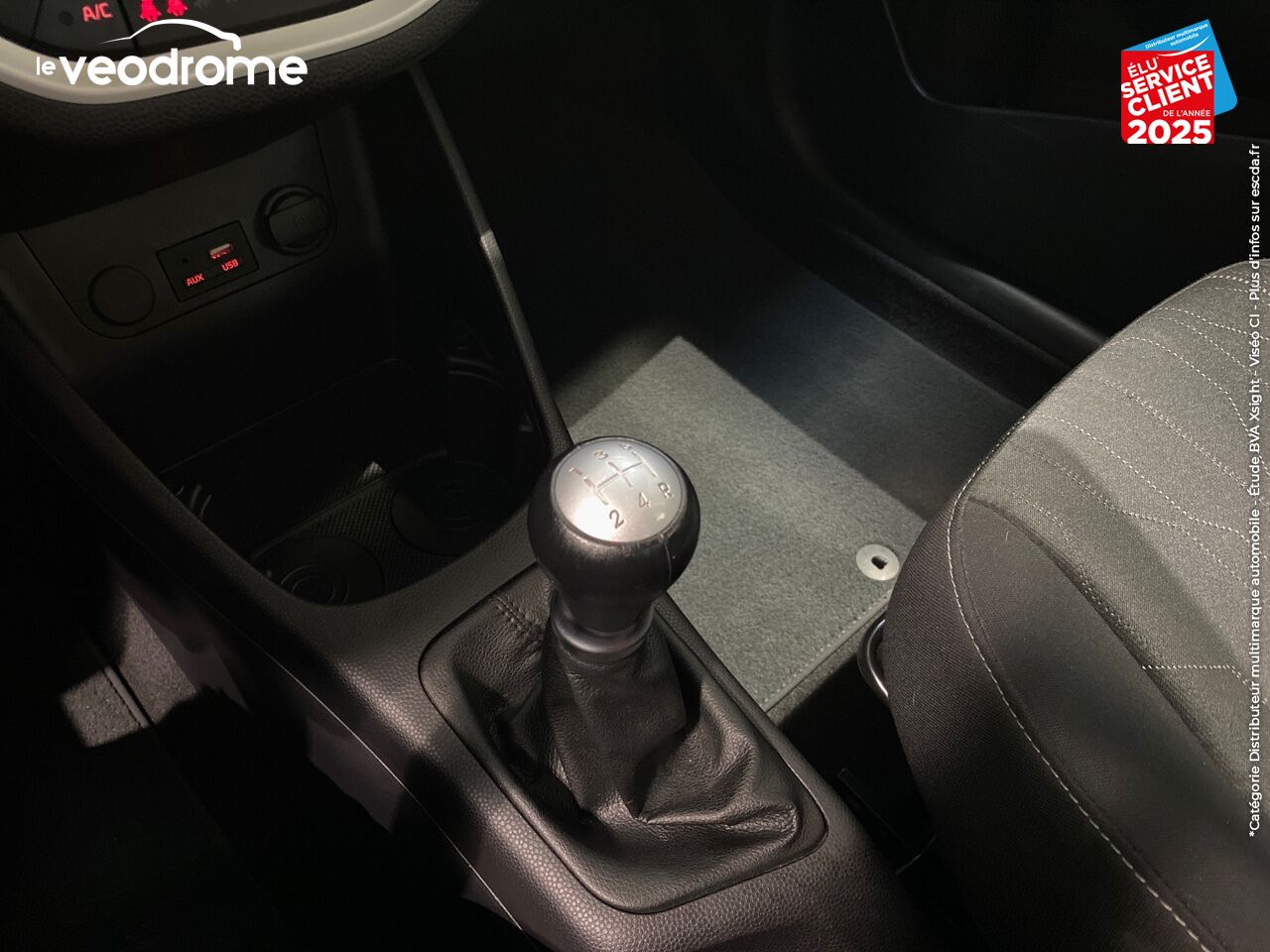 Véhicule d'occasion KIA PICANTO 1.0 66CH ACTIVE 5P KIT MAINS-LIBRES CLIM USB BLUETOOTH chez Le Veodrome
