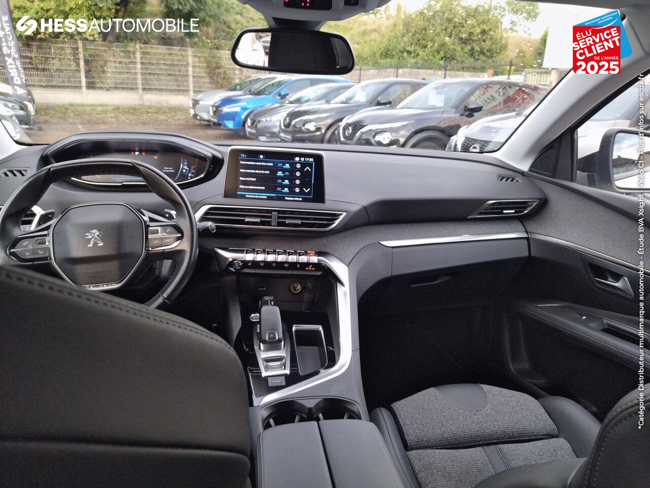 Véhicule d'occasion PEUGEOT 3008 1.2 PURETECH 130CH E6.C ALLURE SS EAT8 chez Renault Saint-Louis