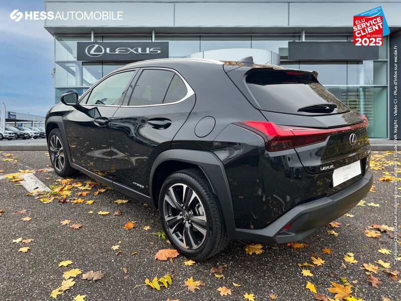 Véhicule d'occasion LEXUS UX 250H 2WD PREMIUM EDITION MY21 chez Lexus Metz