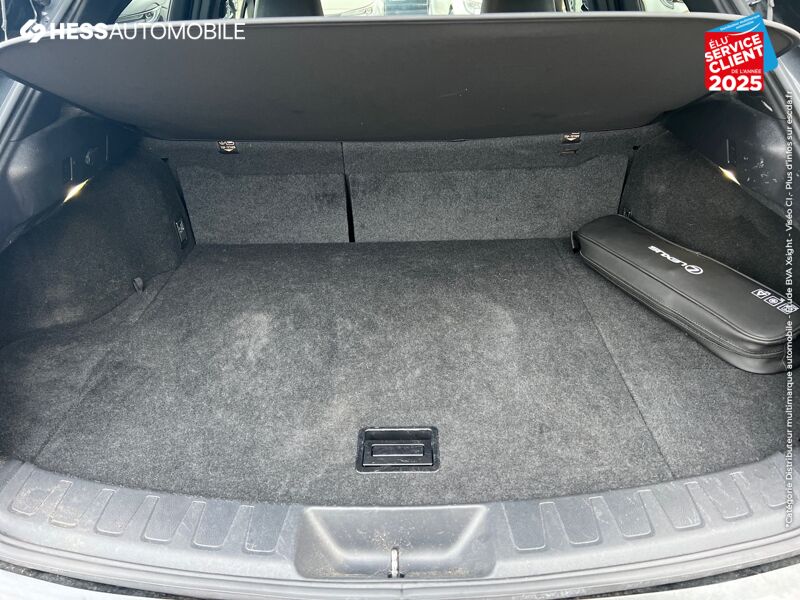 Véhicule d'occasion LEXUS UX 250H 2WD PREMIUM EDITION MY21 chez Lexus Metz