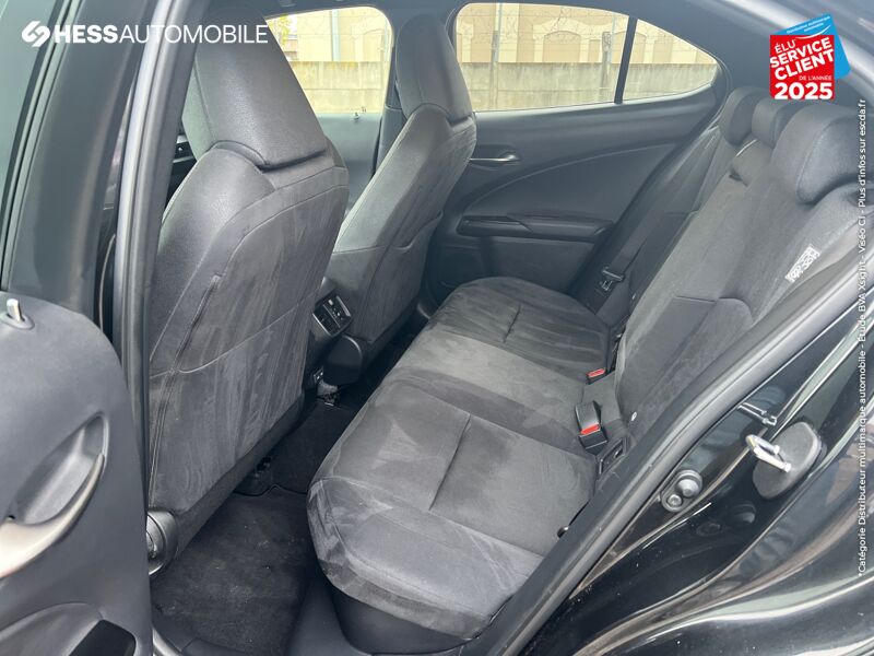 Véhicule d'occasion LEXUS UX 250H 2WD PREMIUM EDITION MY21 chez Lexus Metz