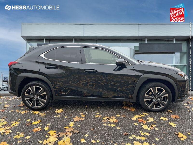 Véhicule d'occasion LEXUS UX 250H 2WD PREMIUM EDITION MY21 chez Lexus Metz